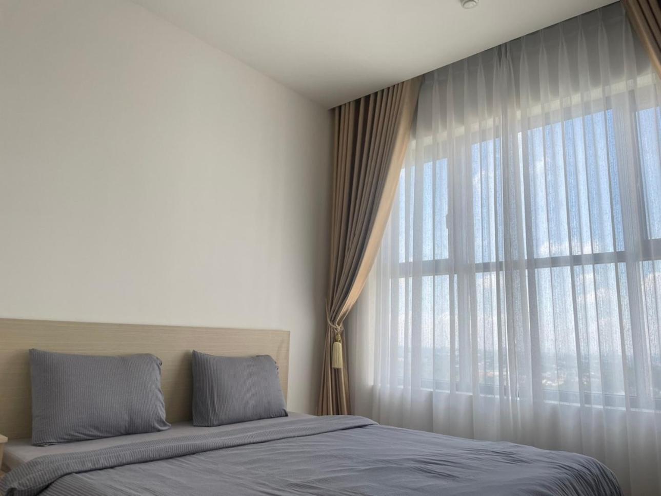 Compass One Building - Luxury Apartments Ap Phu Tho Exterior foto